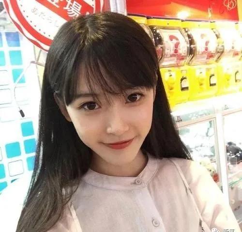 绯村剑心（原名：绯村心太；身份：飞天御剑流十四代传人、“刽子手拔刀斋”） - 综艺未删减在线观看 - 云端观看
